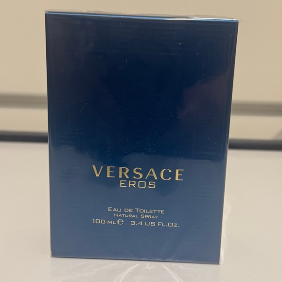 Versace Blue Eau de Toilette - Picture 1 of 5